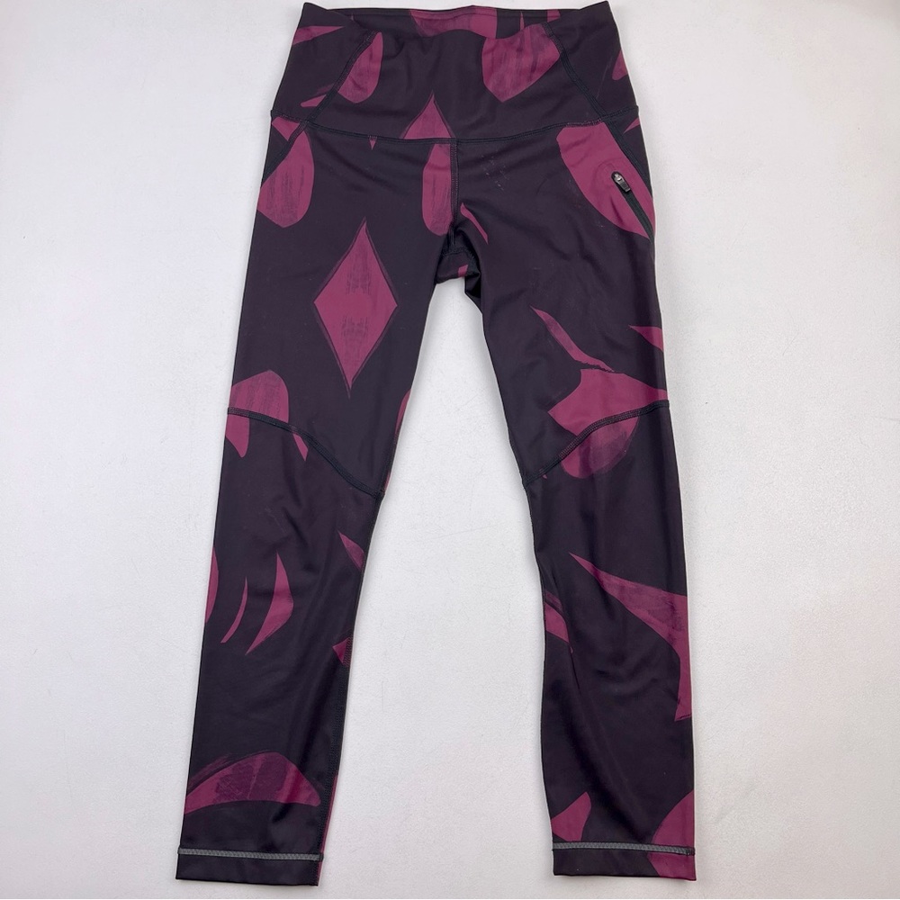 Lululemon All Sport Crop
Back Spin Stroke Dashing Purple Black